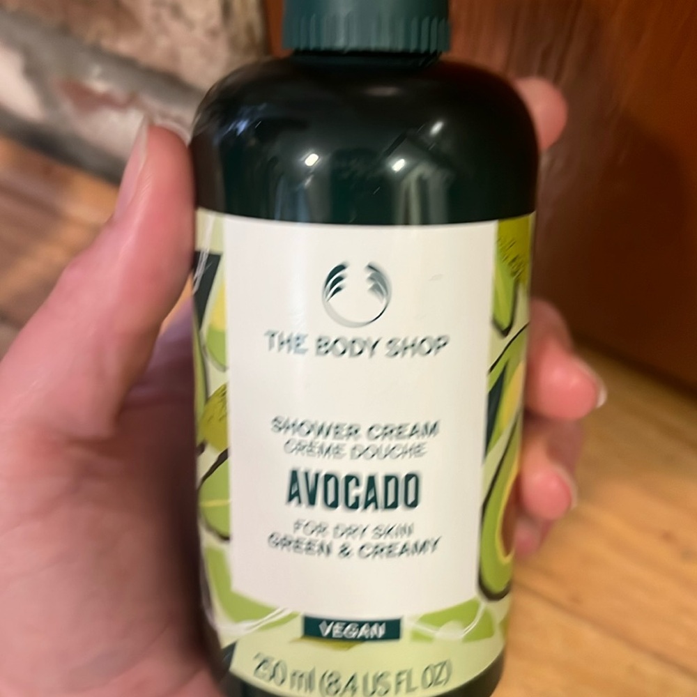 The Body Shop Avocado Shower Cream